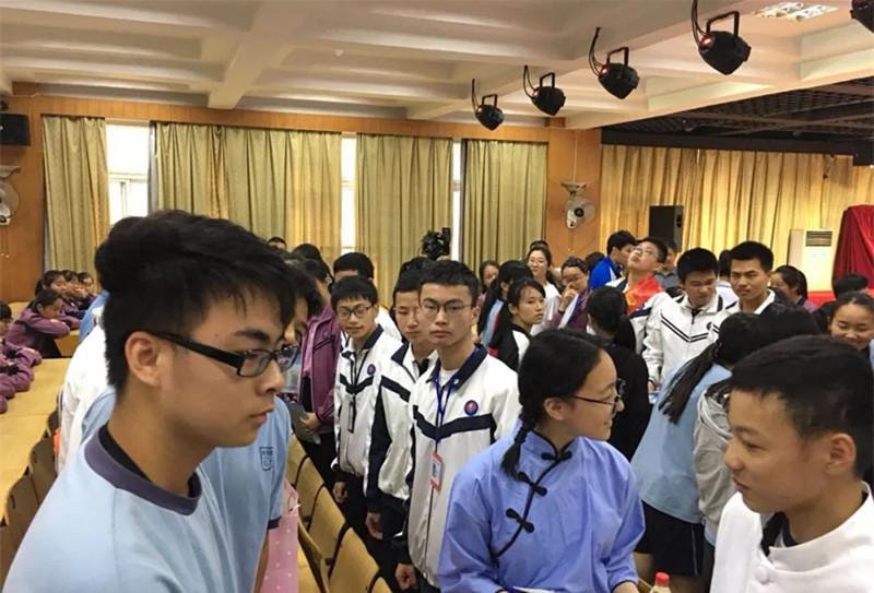 新澳門(mén)三中三6組免費(fèi)公開(kāi)——探索與解析，澳門(mén)三中三最新6組數(shù)據(jù)解析與探索，免費(fèi)公開(kāi)揭秘