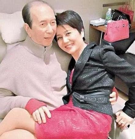 澳門彩票文化深度解析，探索新澳門精準四肖期期中特現(xiàn)象（2025最新趨勢），澳門彩票文化深度解析，探索新澳門精準四肖期期中特現(xiàn)象（最新趨勢2025）