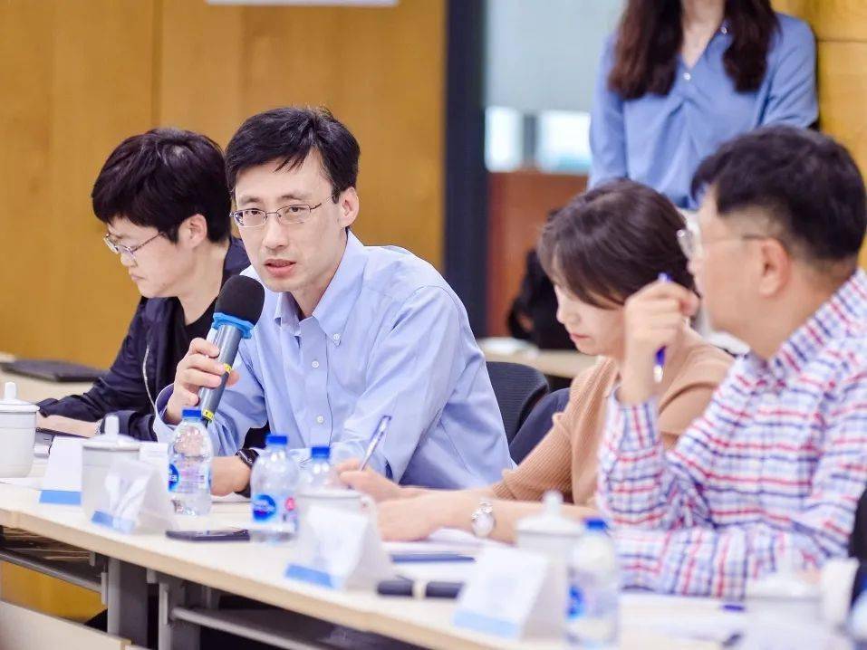王中王一肖中持嗎？深度解析背后的故事與真相，揭秘王中王一肖背后的故事與真相，深度解析與真相探討